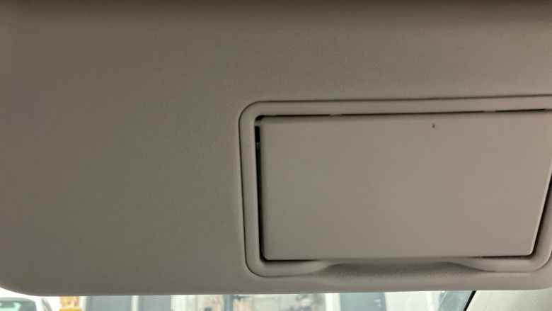 Toyota Yaris 1.33 VVT-i Icon 5dr Petrol Hatchback